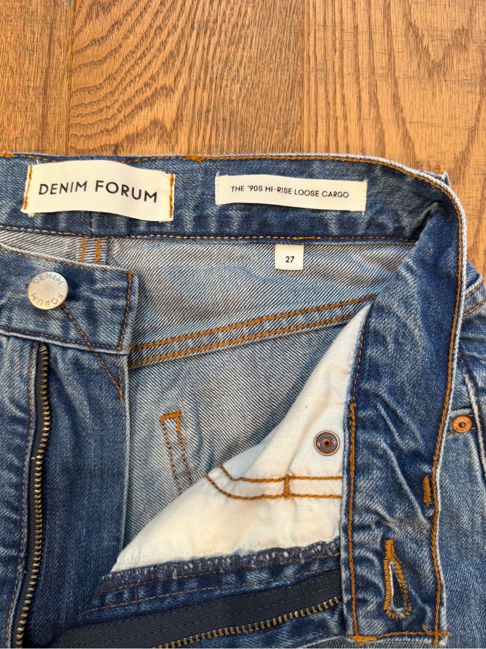 Aritzia Denim Forum The '90s Hi-Rise Loose Cargo Jean Size 27 5 yrs kiss n tell - Picture 7 of 11